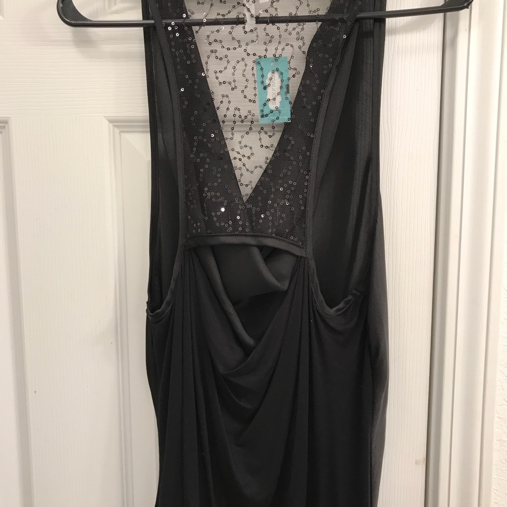Razor back chiffon tank